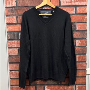 Raffi 100% Extrafine Merino Wool black sweater